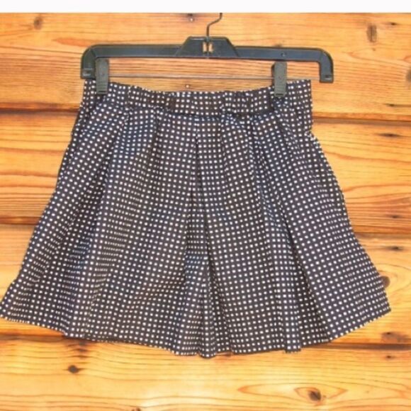 NWOT Kate Spade Black White Shorts - Picture 5 of 7